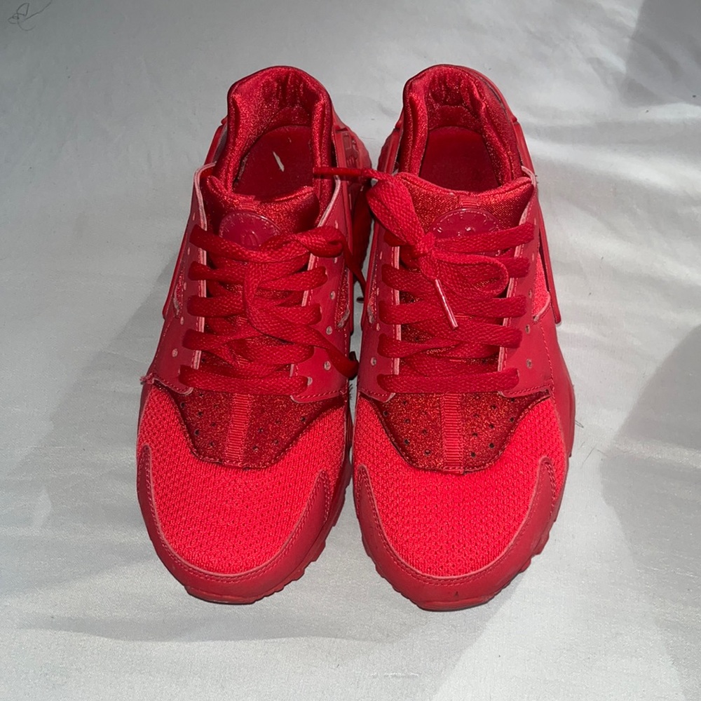 Red Huaraches